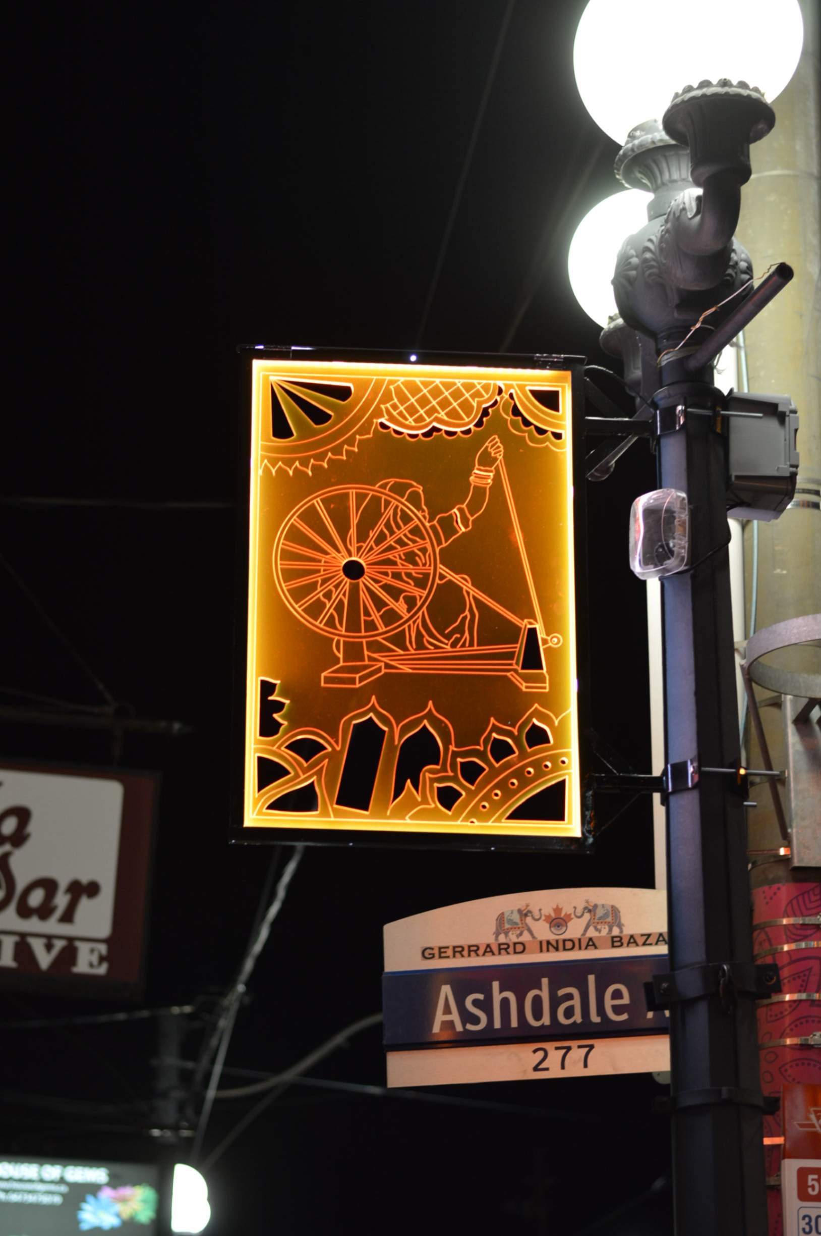 jpeg-optimizer_5_Indian Bazaar Street Illuminated Art